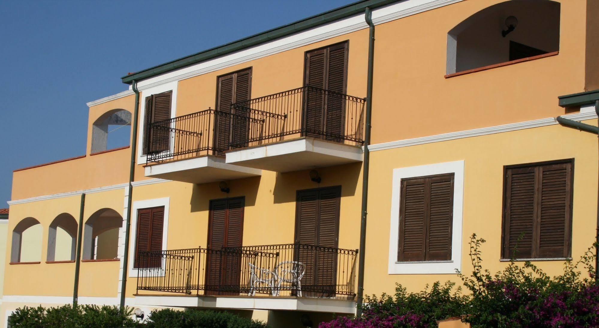 סנטה טרזה גאיורה Residence Le Pavoncelle מראה חיצוני תמונה