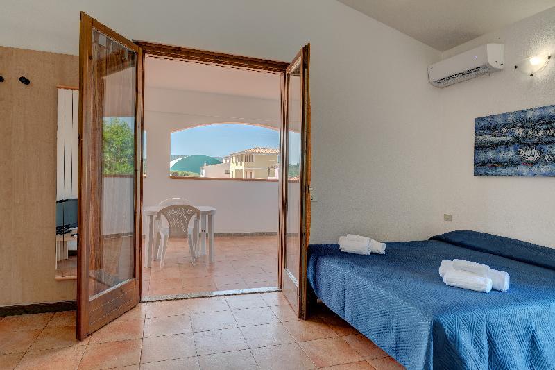סנטה טרזה גאיורה Residence Le Pavoncelle מראה חיצוני תמונה